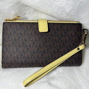 Michael Kors Double Zip Wallet Wristlet.